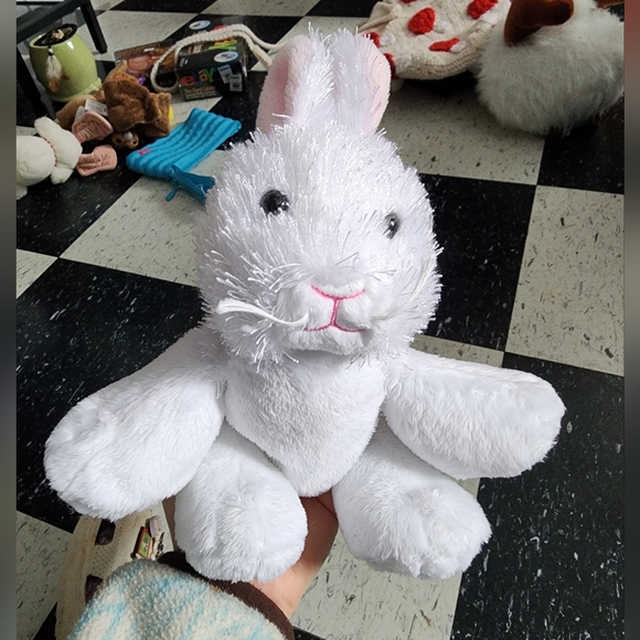Webkinz - Rabbit HM078 - Picture 1 of 5